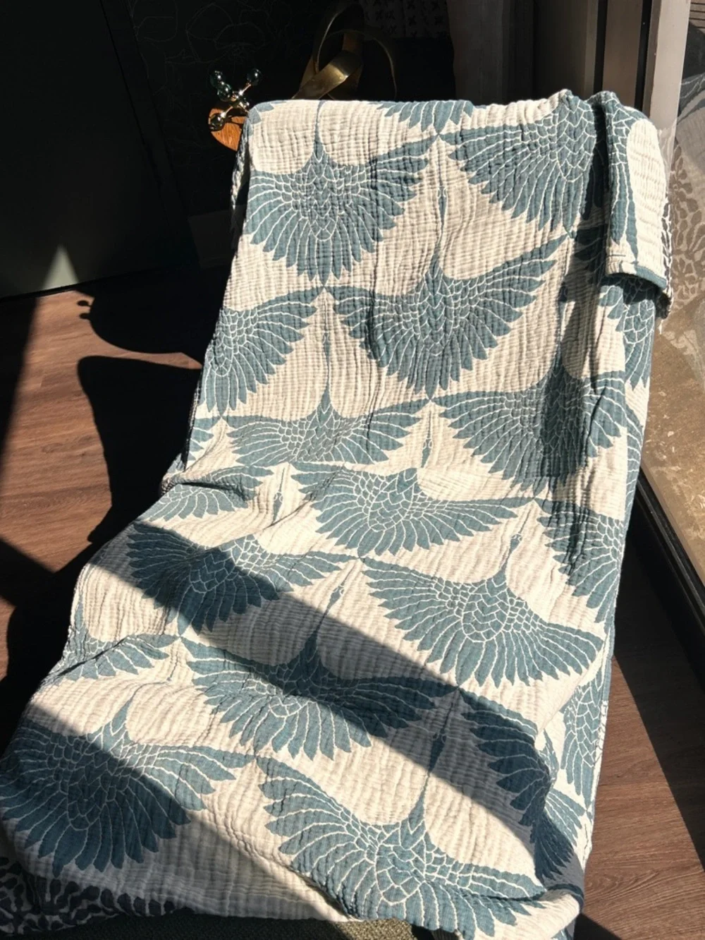 Modern Luxury Throw Feathers Flocked Woven Jacquard Cotton 55 x 77 Teal